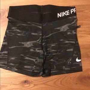 Women’s Nike Pro Dri-fit shorts